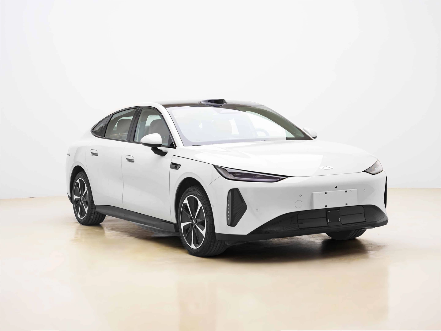 奇瑞风云 A9 轿跑纯电版申报图公布，有望第二季度上市