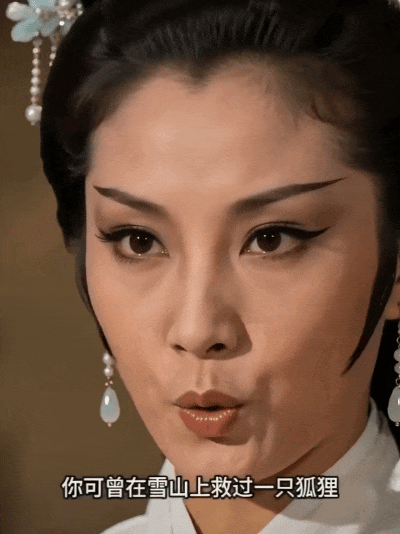 笑疯全网的AI短剧，雪山救狐狸后，结果酱板鸭来寻仇了