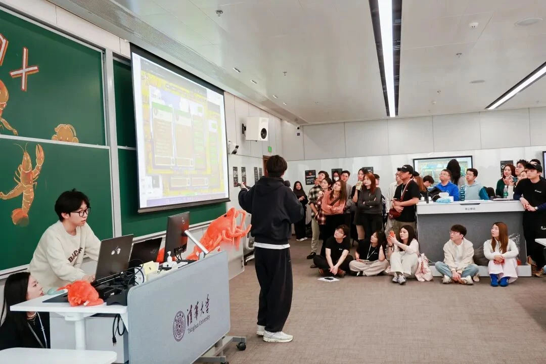 桌游DM、儿童陪护……在清华，我们看到了龙虾九种「叛逆」的玩法