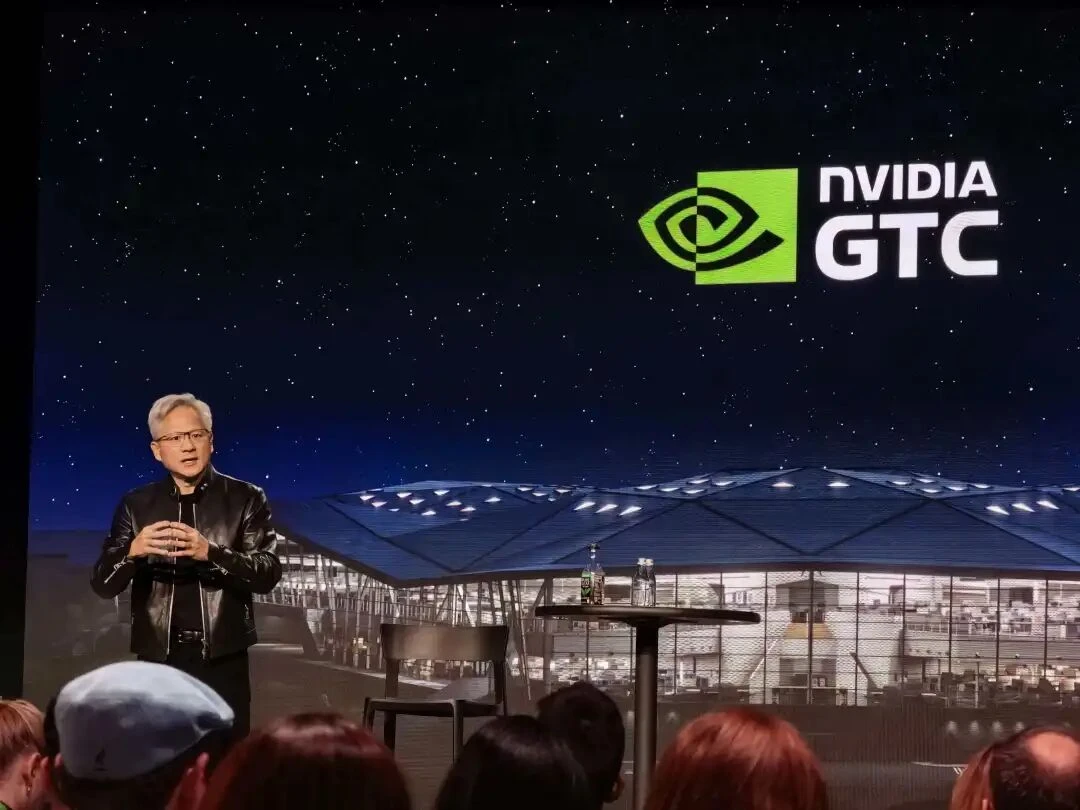 「推理之王」黄仁勋：你们都误会了，1 万亿美元其实很保守