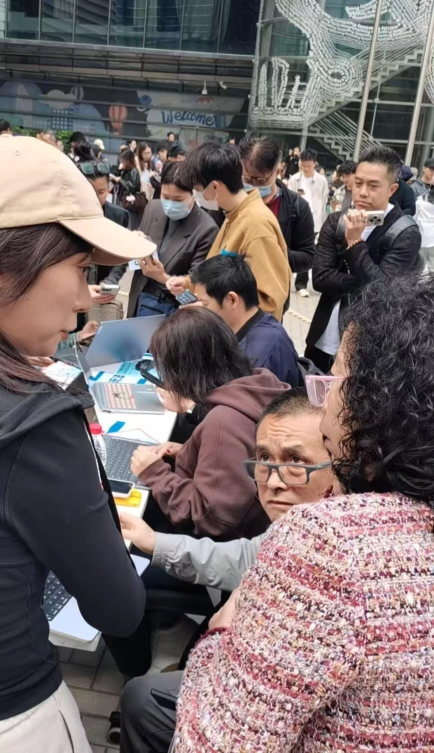 小龙虾不会淘汰游戏人，但AI冲击波比想象中的更猛