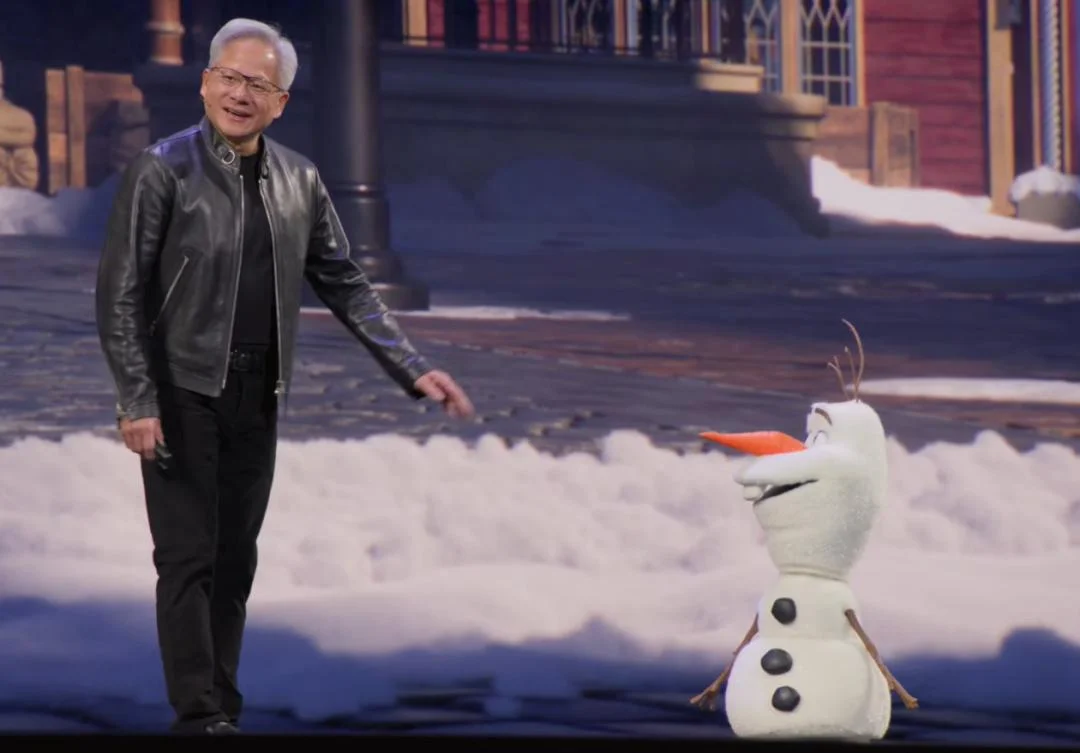 有的人形机器人还在“找班上”，迪士尼雪宝已经开始“营业”了