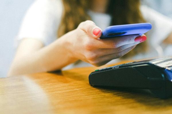 氪星晚报｜拼多多官宣“新拼姆”方案：开启品牌自营，一期已注资；阿里获评全球最具创新力AI企业，是唯一入选的亚洲公司；三星加入韩国政府倡导的车辆轮换限行计划，以应对能源短缺