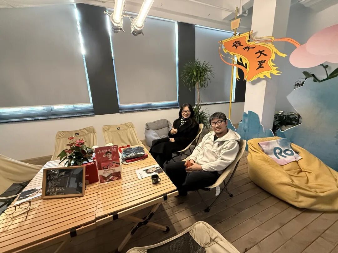 Rokid行业首个推进AIUI ，下一代AI Agent眼镜影响几何？